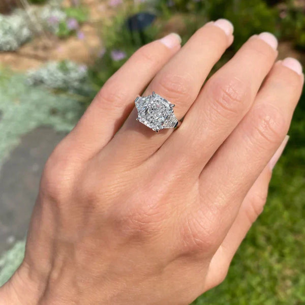 Best Engagement Rings Styles and Settings Guide for 2025