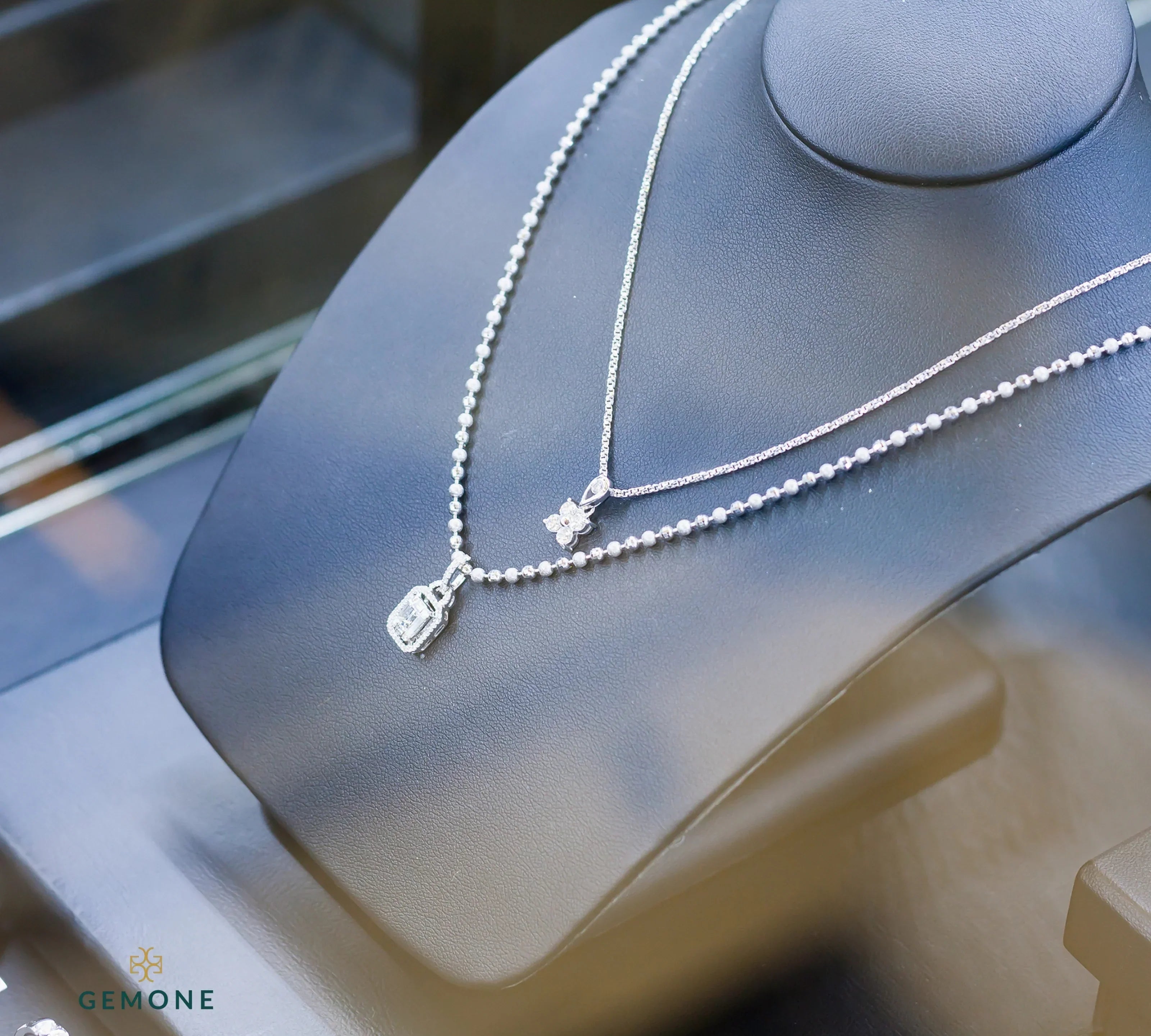 Mother's Day Jewelry Gift Ideas Guide