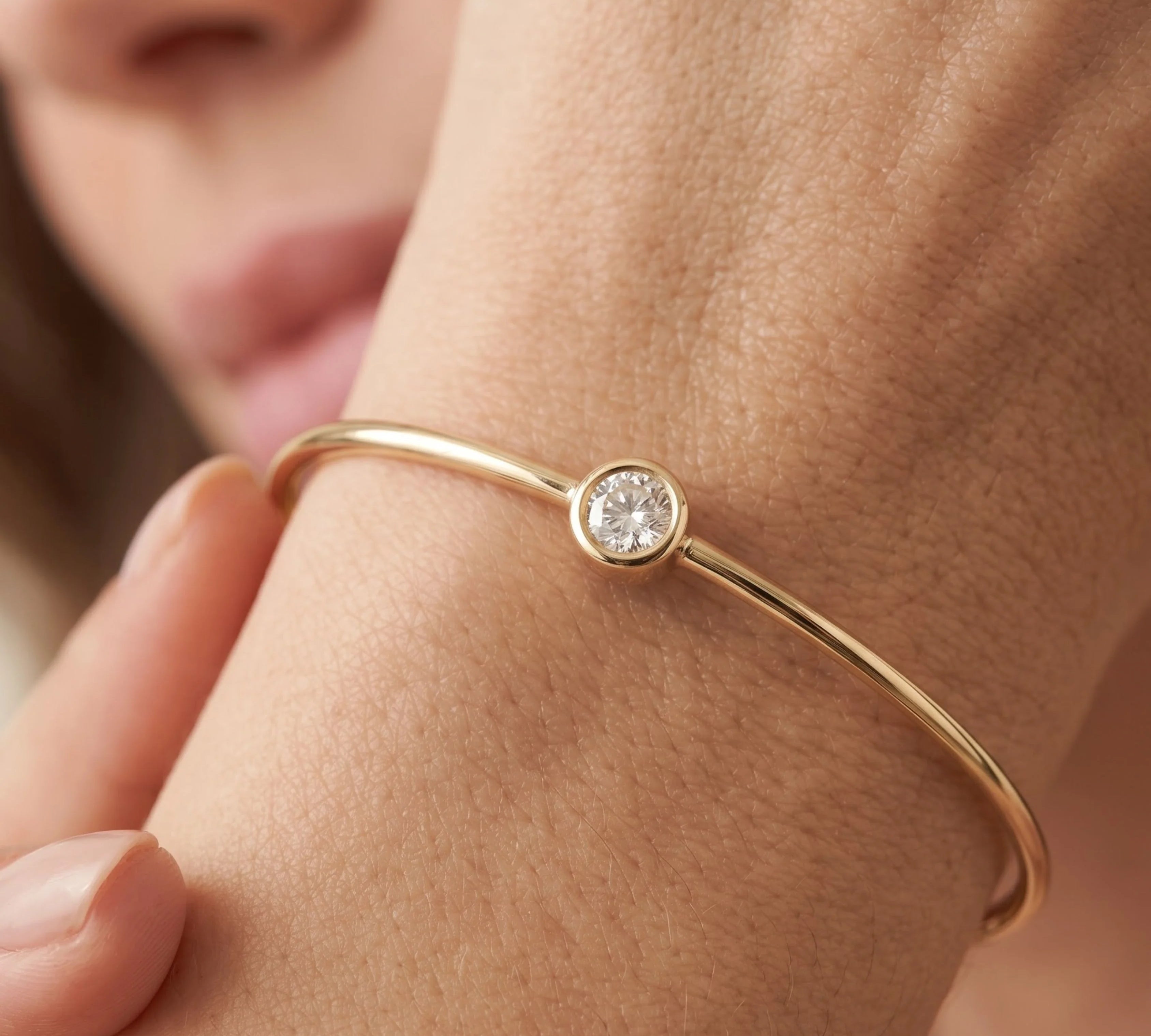 What Is A Bangle Bracelet? A Beginner’s Guide
